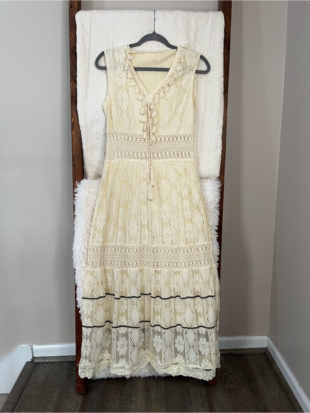 Bohemian Dream: Sleeveless Floral Lace Tassel Tie Gown - Beige